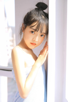 总裁轻轻亲