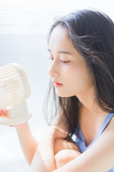 打屁屁的小游戏